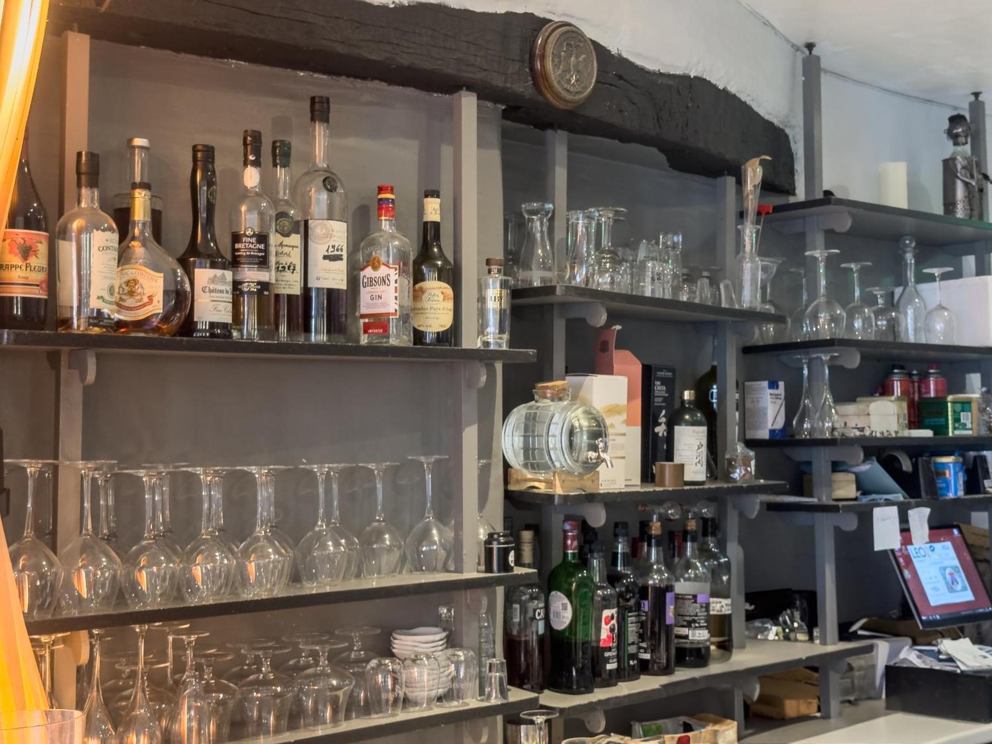 Logis Hotel Les Chardons Bleus Restaurant Le Bistrot De La Mer Роскоф Екстериор снимка