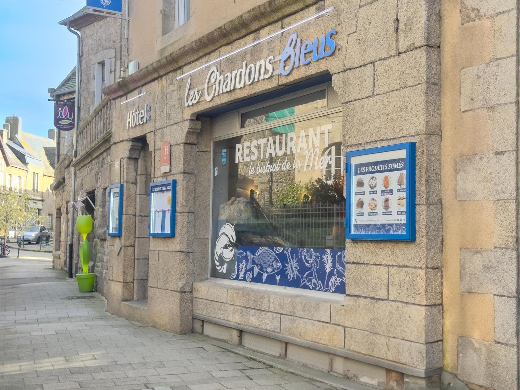 Logis Hotel Les Chardons Bleus Restaurant Le Bistrot De La Mer Роскоф Екстериор снимка